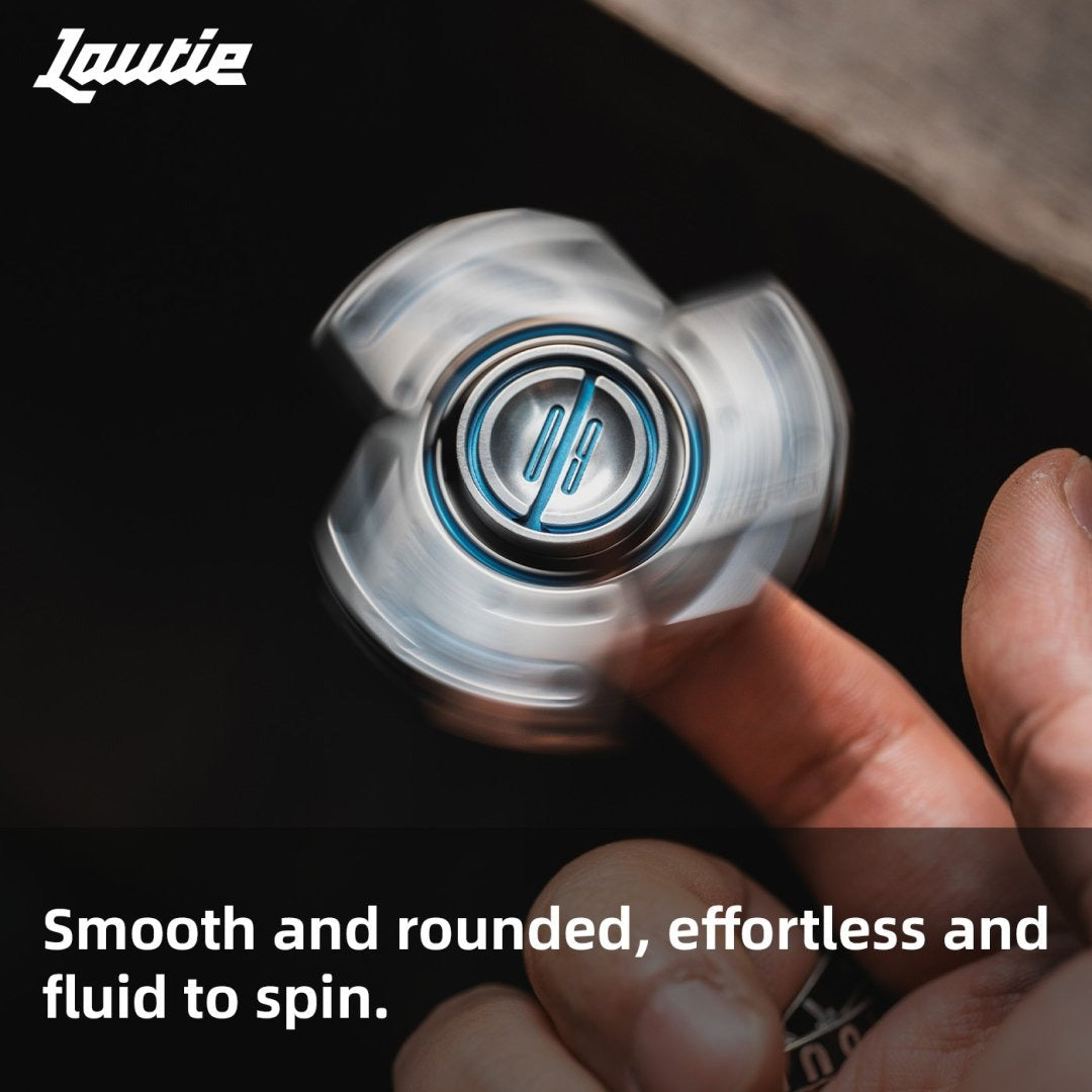 Lautie Bit-09 Ti Fidget Spinner, Mecha Style - detail view