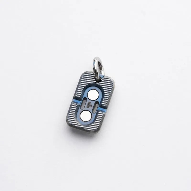 Lautie Capsule Pendant, EDC House - detail view