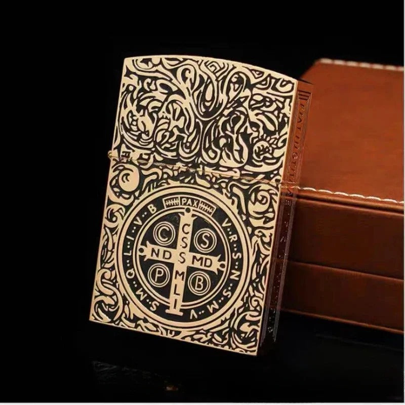 Zorro Sealed Armor Constantine Kerosene Lighter - detail view