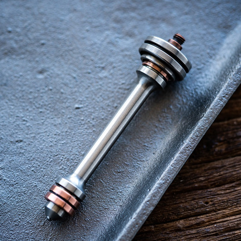 Lautie Bit-00 Fidget Spinner, Bit Series - lifestyle shot