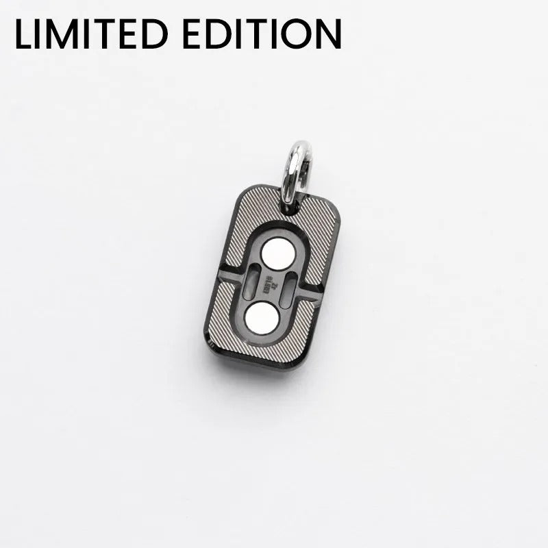 Lautie Capsule Pendant, EDC House - lifestyle shot