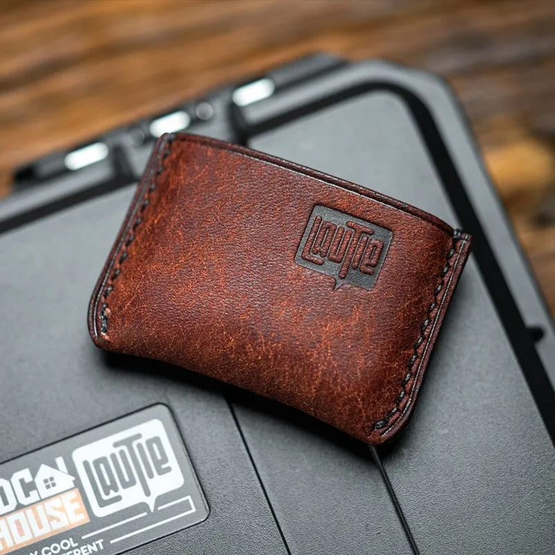 Lautie Leather Slip for Shuffle V1/V2 - alternate angle