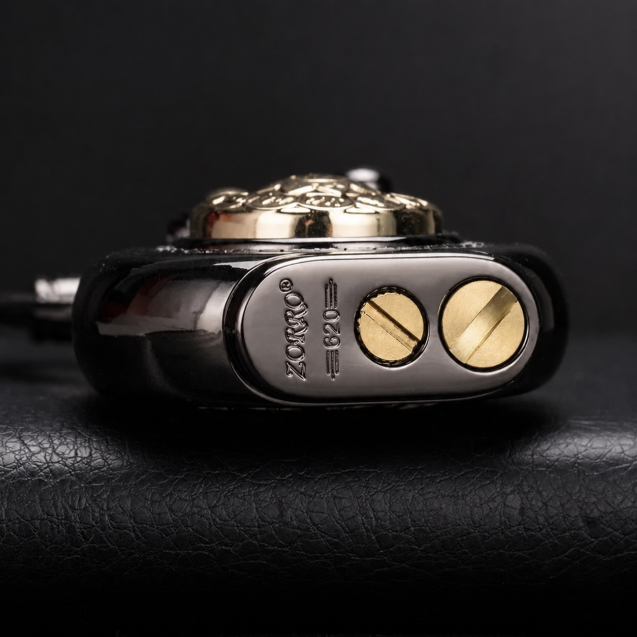 Zorro™ Turntable Mechanical Kerosene Lighter
