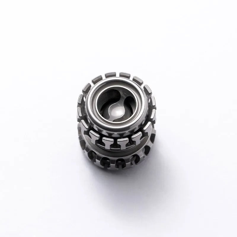 Lautie Noiz-O Fidget Spinner, Noiz Series - lifestyle shot