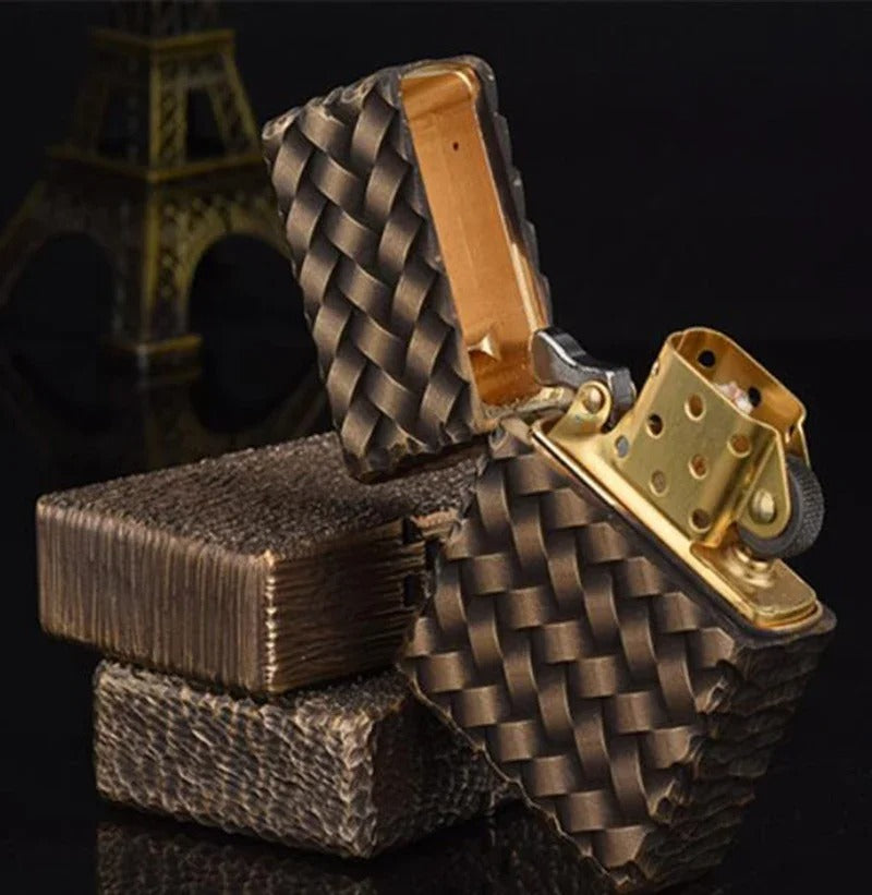 Zorro 912S Brass Relief Armor Lighter - view 7